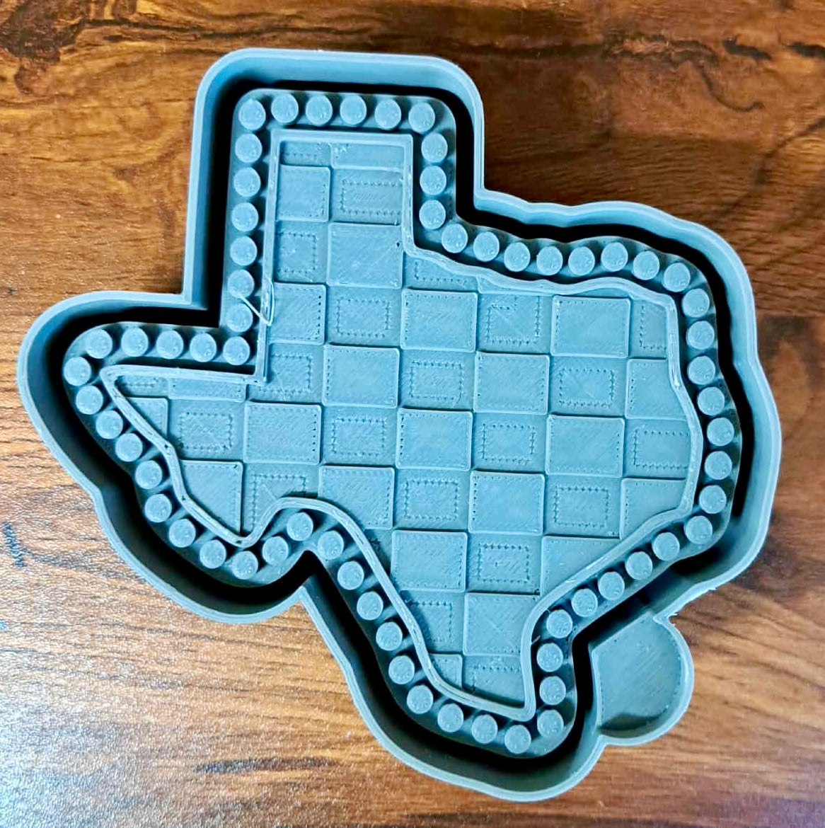 Texas Checkered Mold