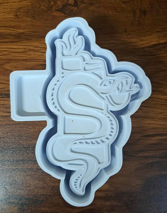Snake Lighter Mold